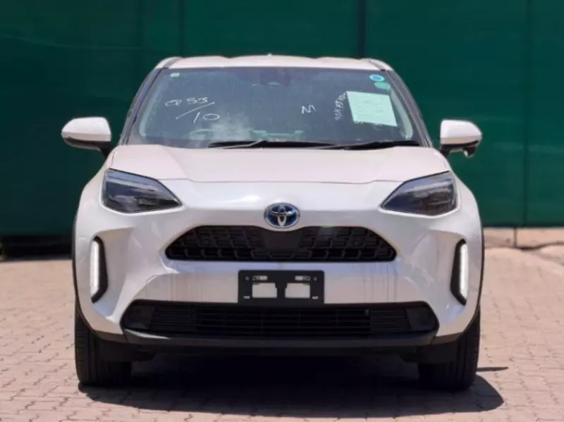 TOYOTA Yaris   - 2020