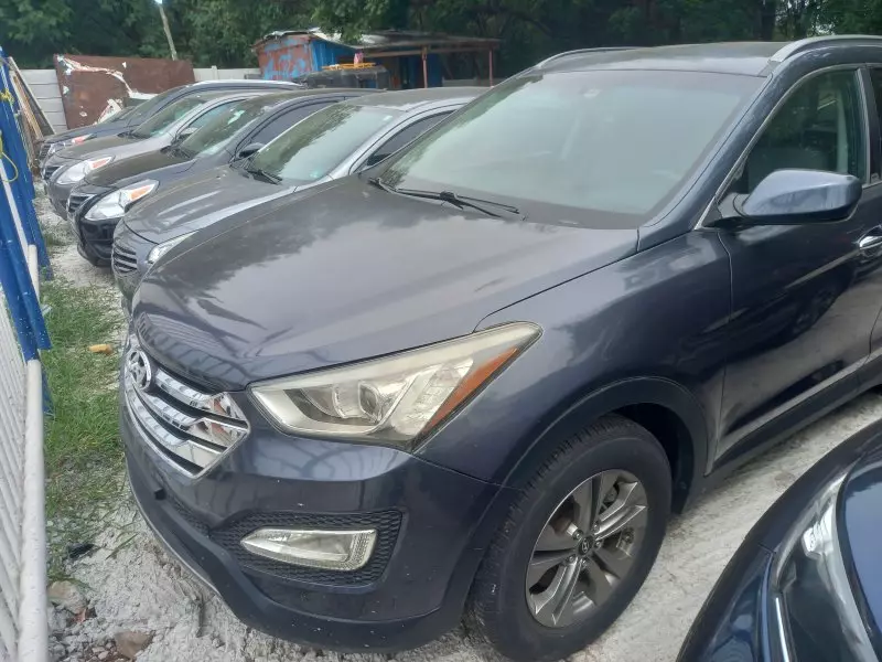 Hyundai Santa Fe   - 2016