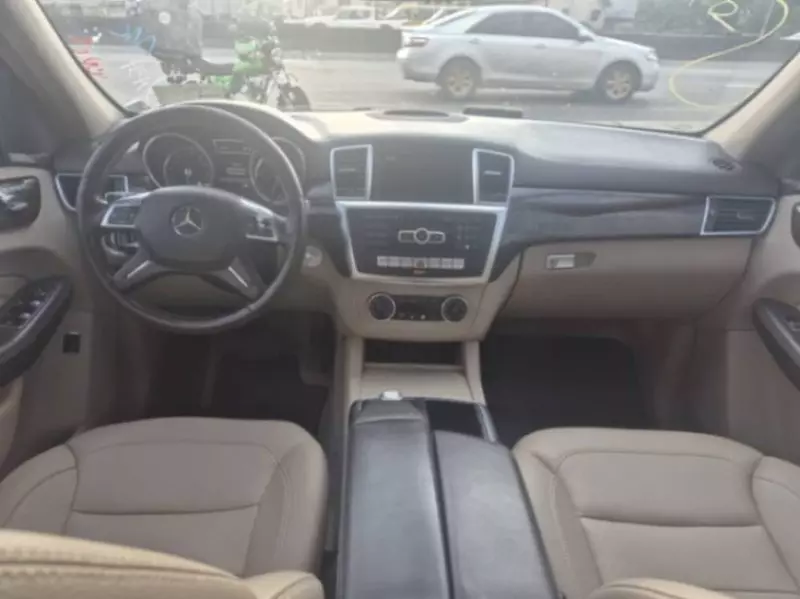 Mercedes-Benz ML 350   - 2013