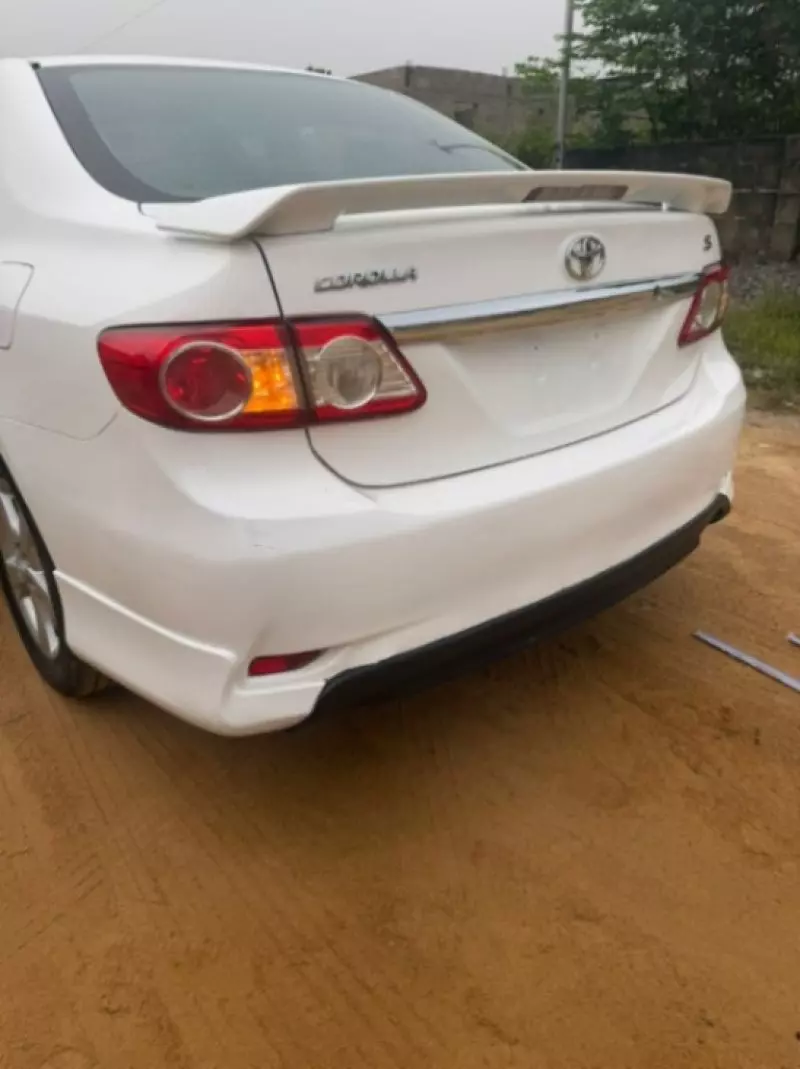 Toyota Corolla   - 2013
