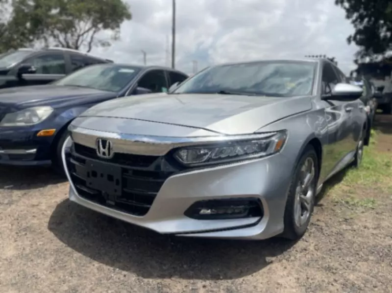Honda Accord   - 2018
