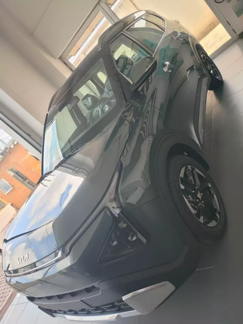 KIA Carens   - 2025