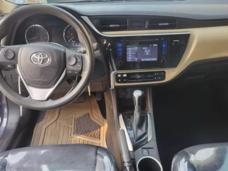 Toyota Corolla   - 2016