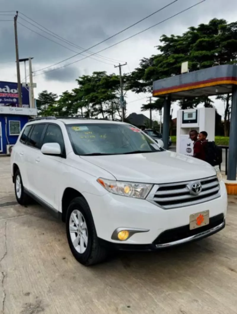 TOYOTA Highlander - 2013