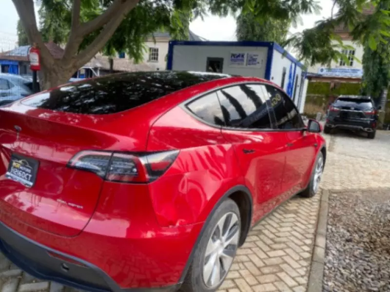 Tesla Model Y - 2021
