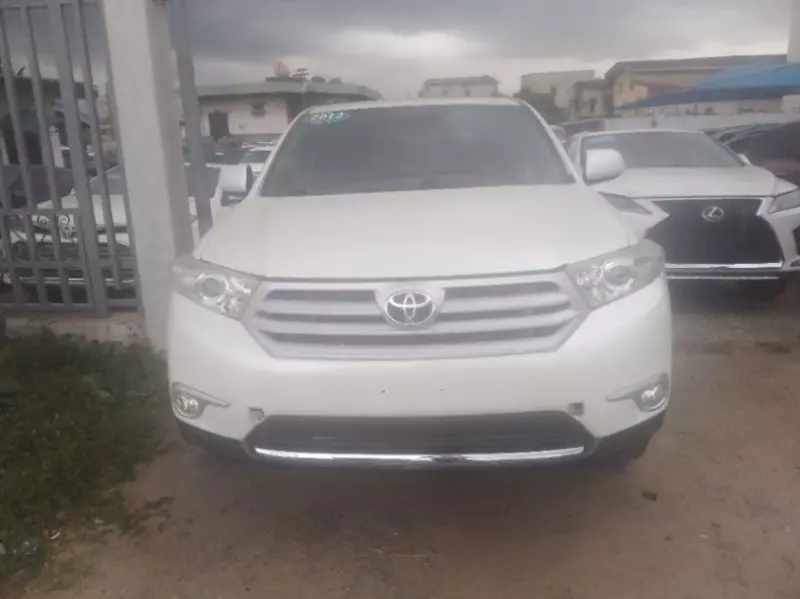TOYOTA Highlander   - 2012