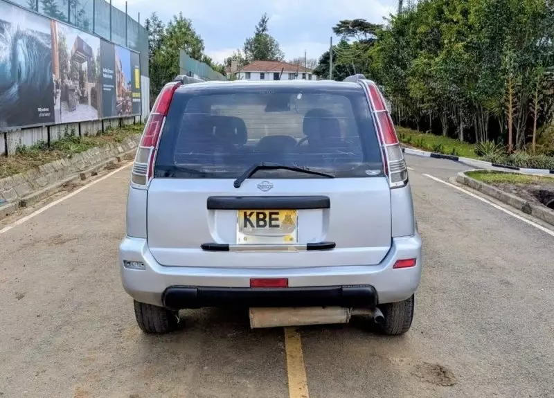 Nissan X-Trail   - 2001