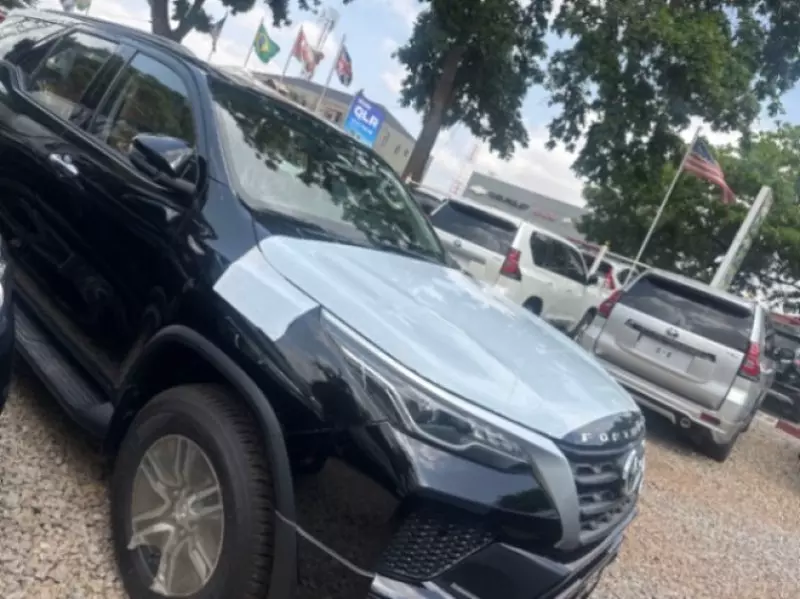 Toyota Fortuner   - 2025