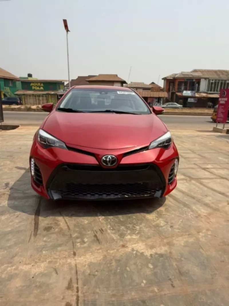 Toyota Corolla   - 2018