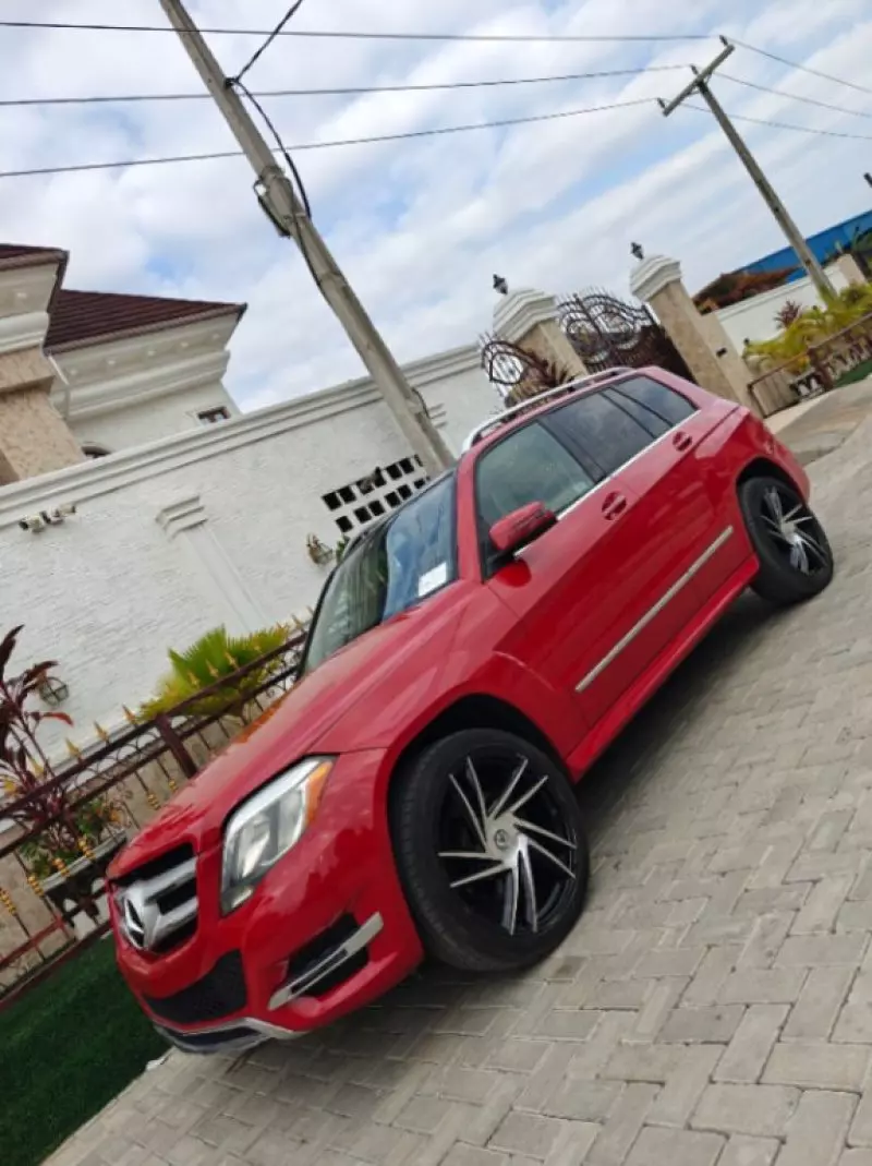 Mercedes-Benz GLK 350   - 2014