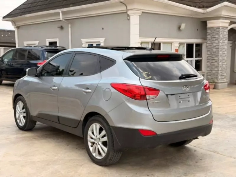 Hyundai Tucson   - 2013