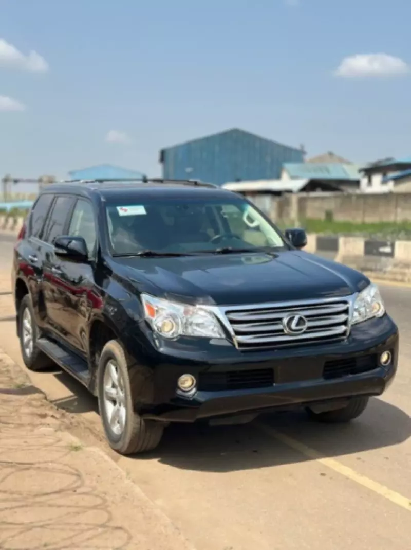 Lexus GX 460   - 2011