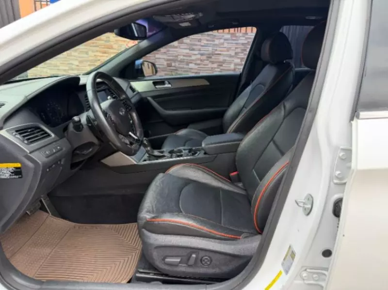 Hyundai Sonata - 2015