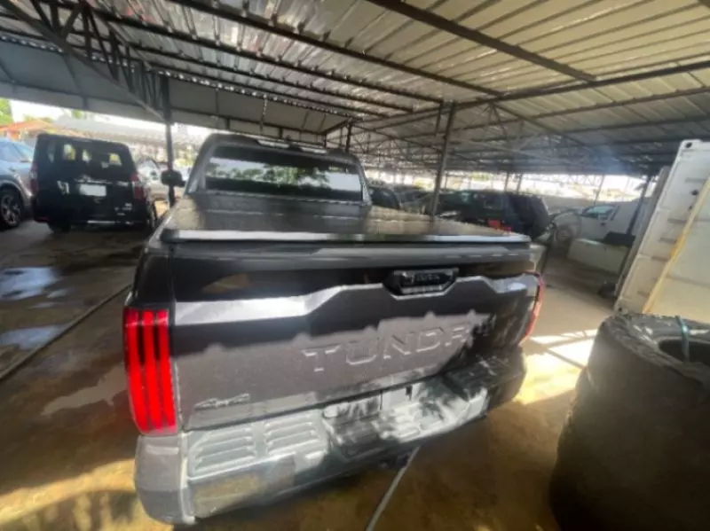 Toyota Tundra   - 2022