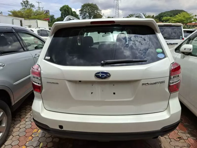 Subaru Forester   - 2015