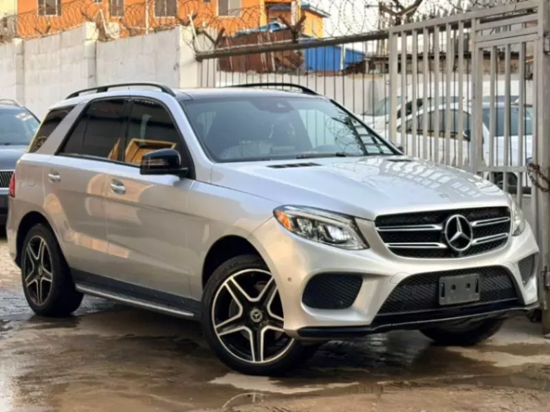 Mercedes-Benz GLE-Class   - 2018