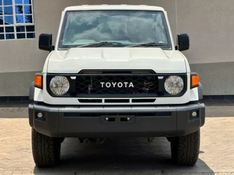 Toyota Land Cruiser 79 Double Cabin   - 2024