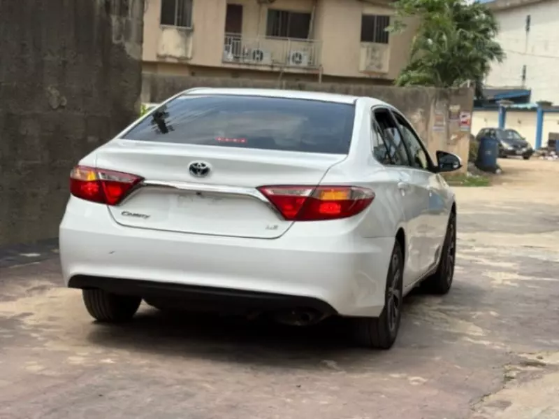 Toyota Camry   - 2017