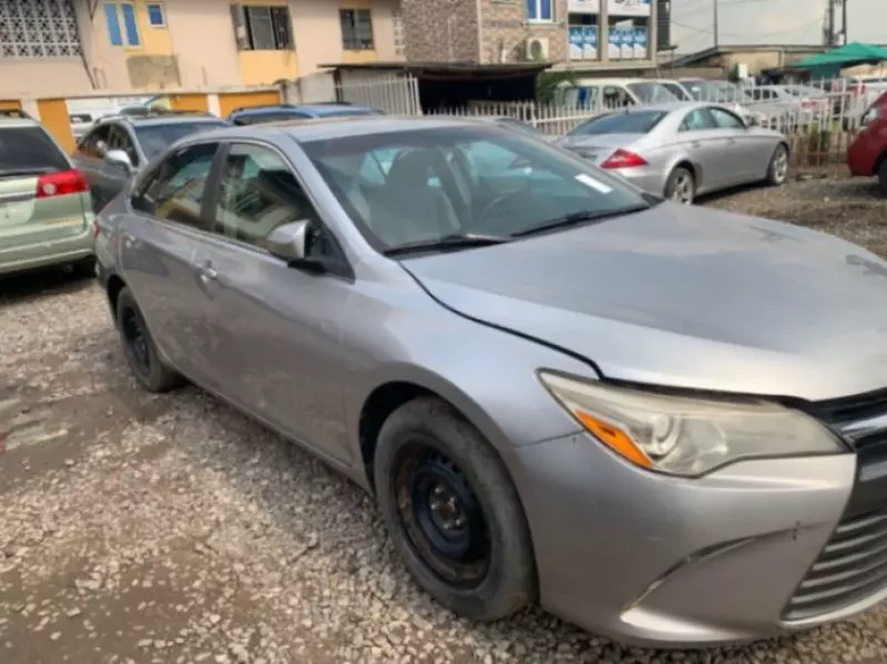 Toyota Camry   - 2017