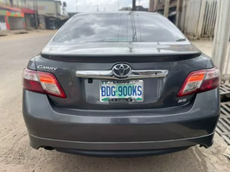 TOYOTA Camry   - 2009