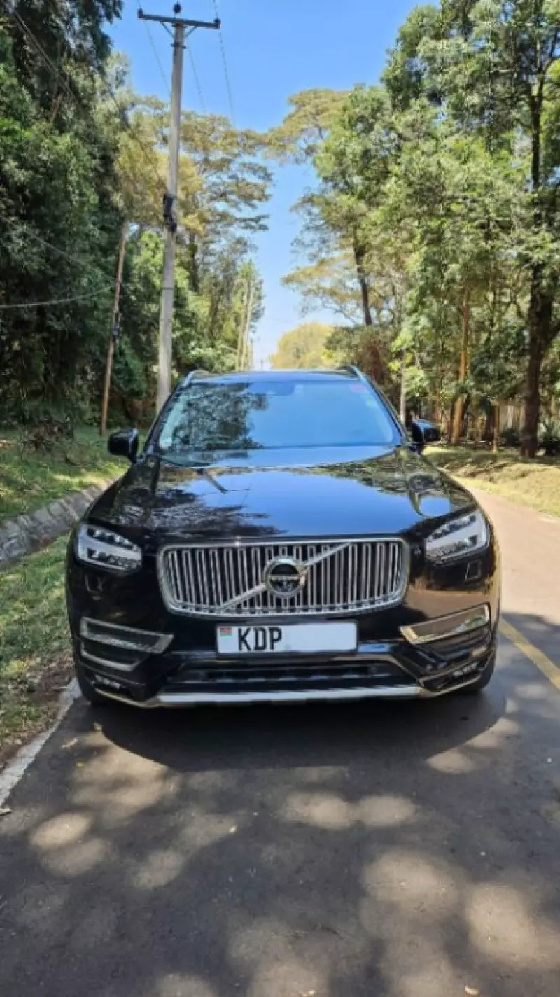 Volvo XC90   - 2018