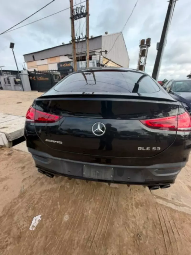 Mercedes-Benz GLE-Class - 2021
