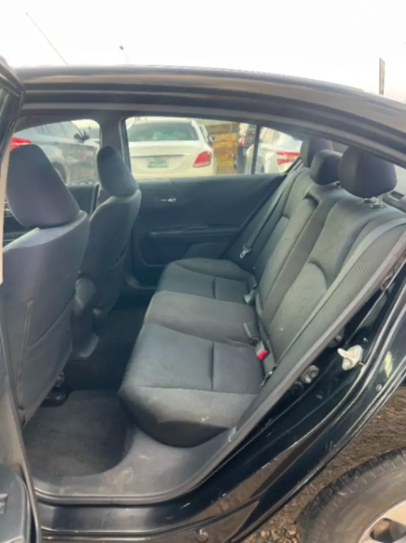 Honda Accord - 2015