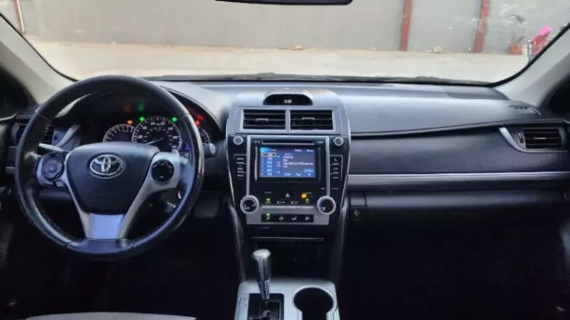 Toyota Camry - 2014
