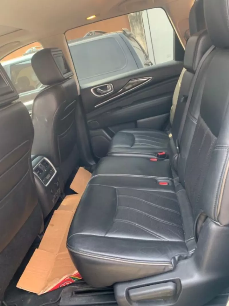 Infiniti JX   - 2013