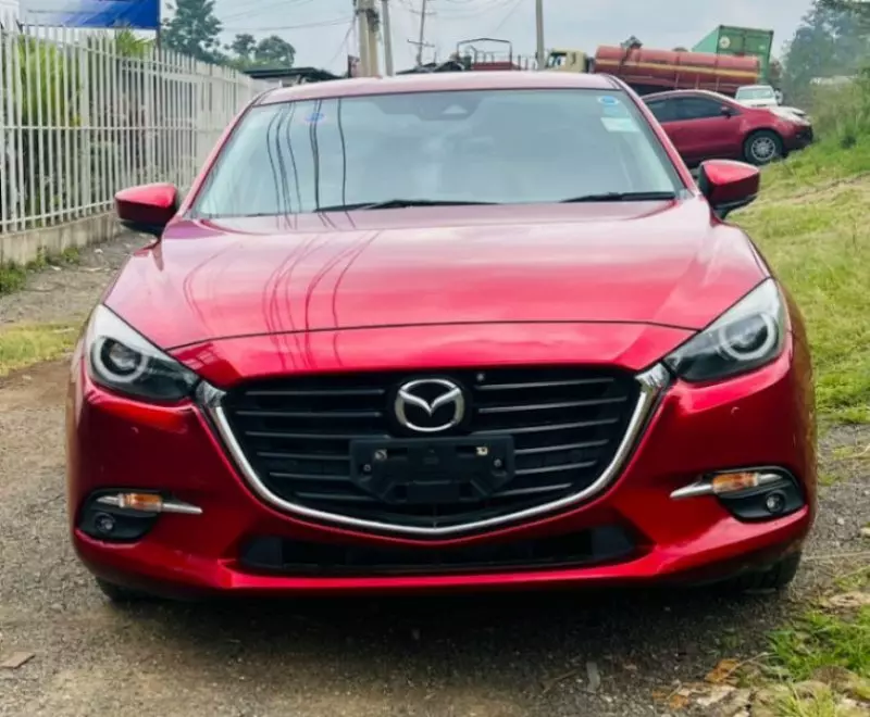 Mazda Axela    - 2018