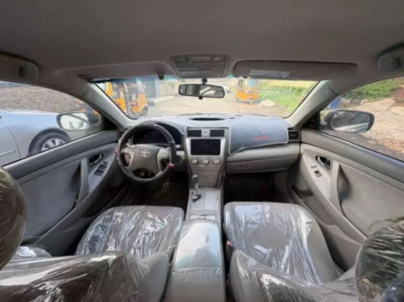 TOYOTA Camry   - 2010