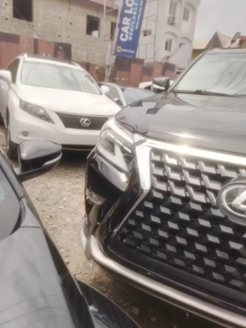 Lexus GX 460   - 2012