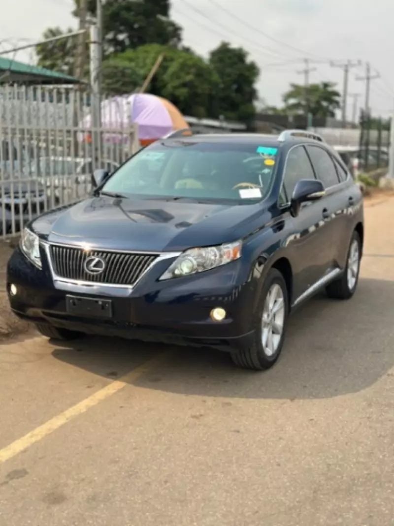 Lexus RX   - 2010