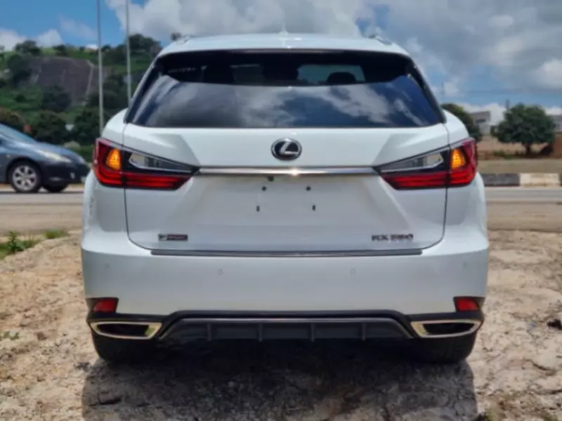 Lexus RX   - 2020