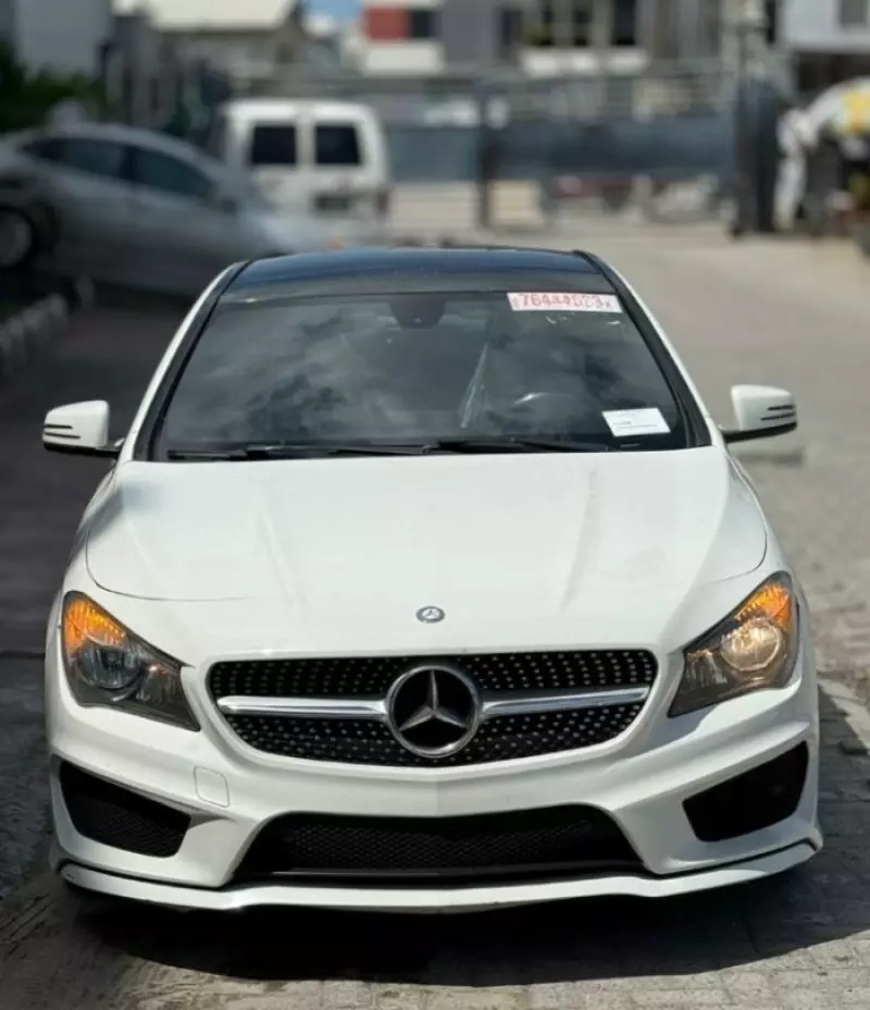 Mercedes-Benz CLA 250   - 2014