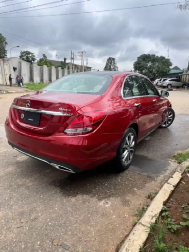 Mercedes-Benz C 300   - 2017