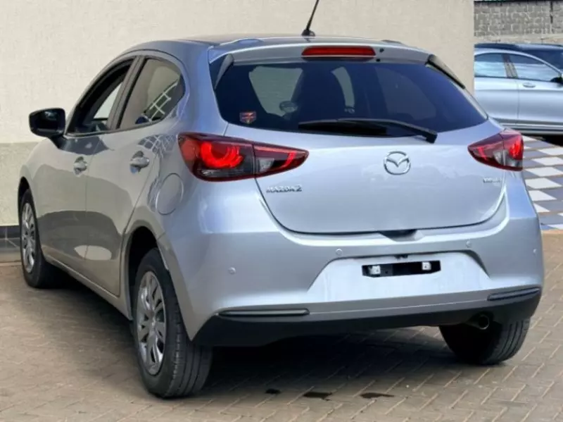 Mazda 2   - 2020
