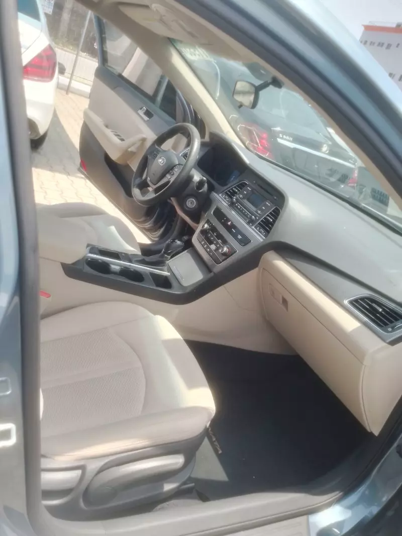 Hyundai Sonata   - 2015