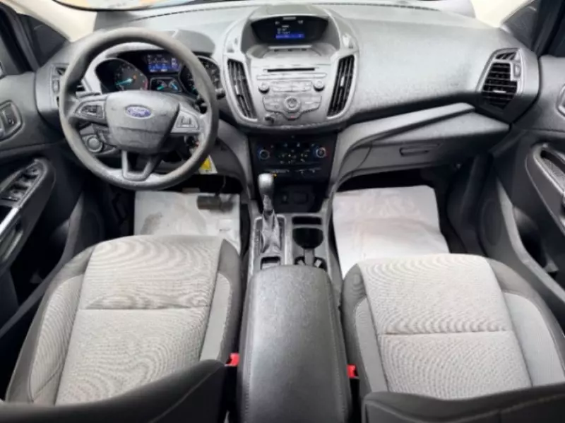 Ford Escape   - 2017