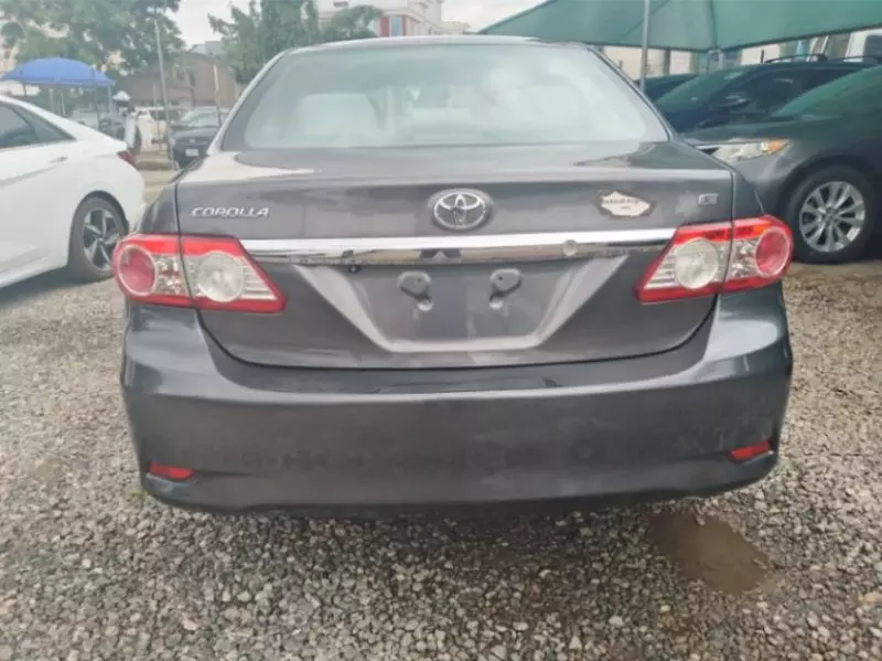 TOYOTA Corolla - 2013