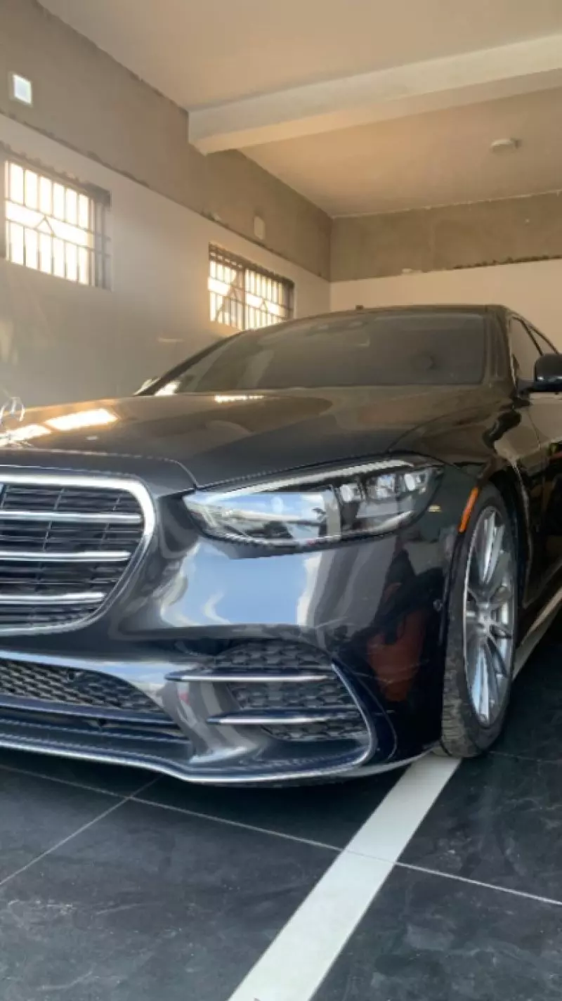Mercedes-Benz S-class - 2022