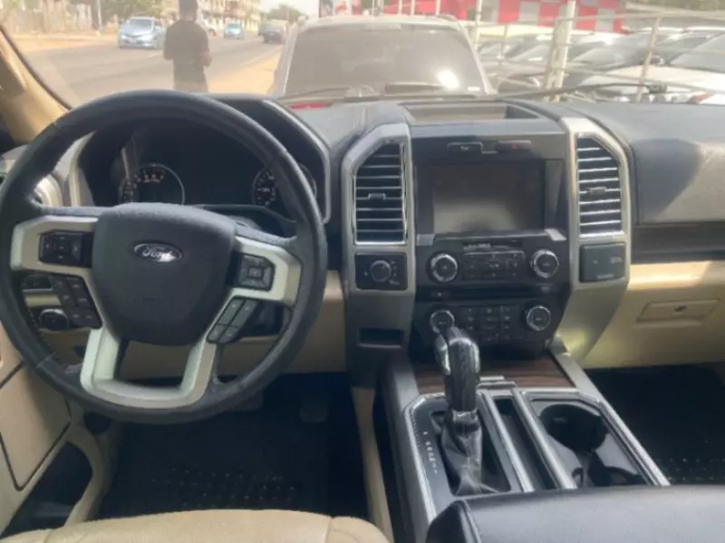 Ford F-150   - 2015