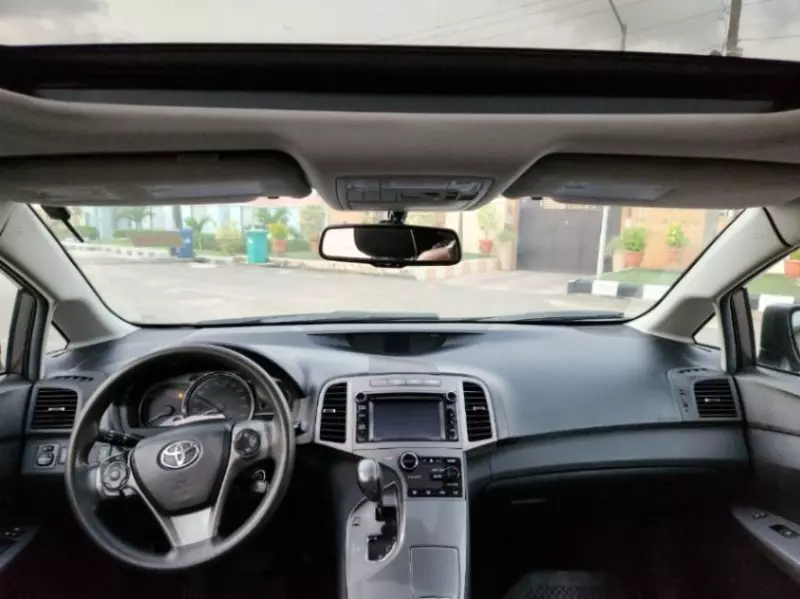 Toyota Venza   - 2013