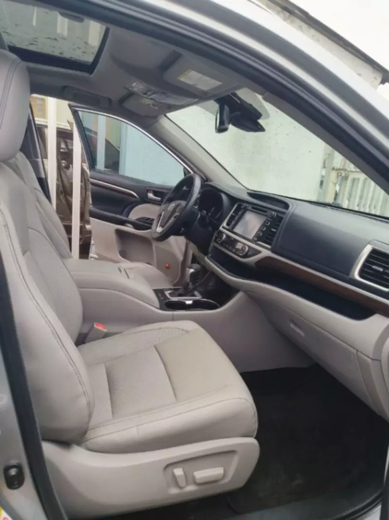 TOYOTA Highlander - 2013