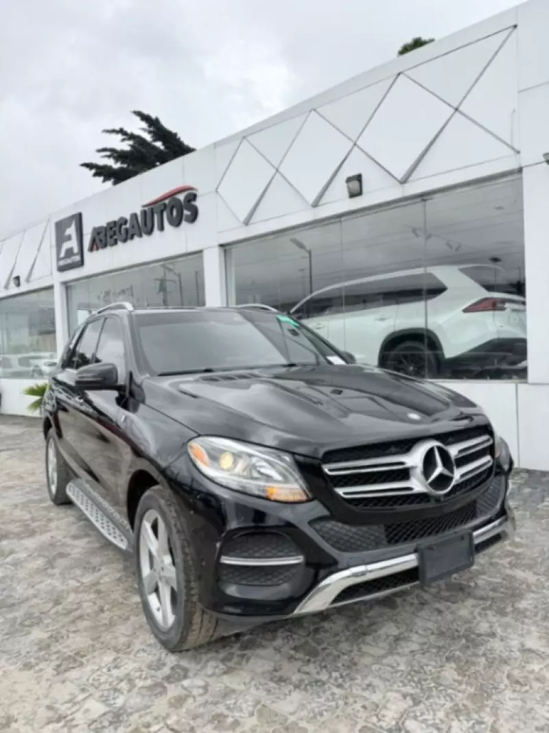 Mercedes-Benz GLE-Class   - 2017