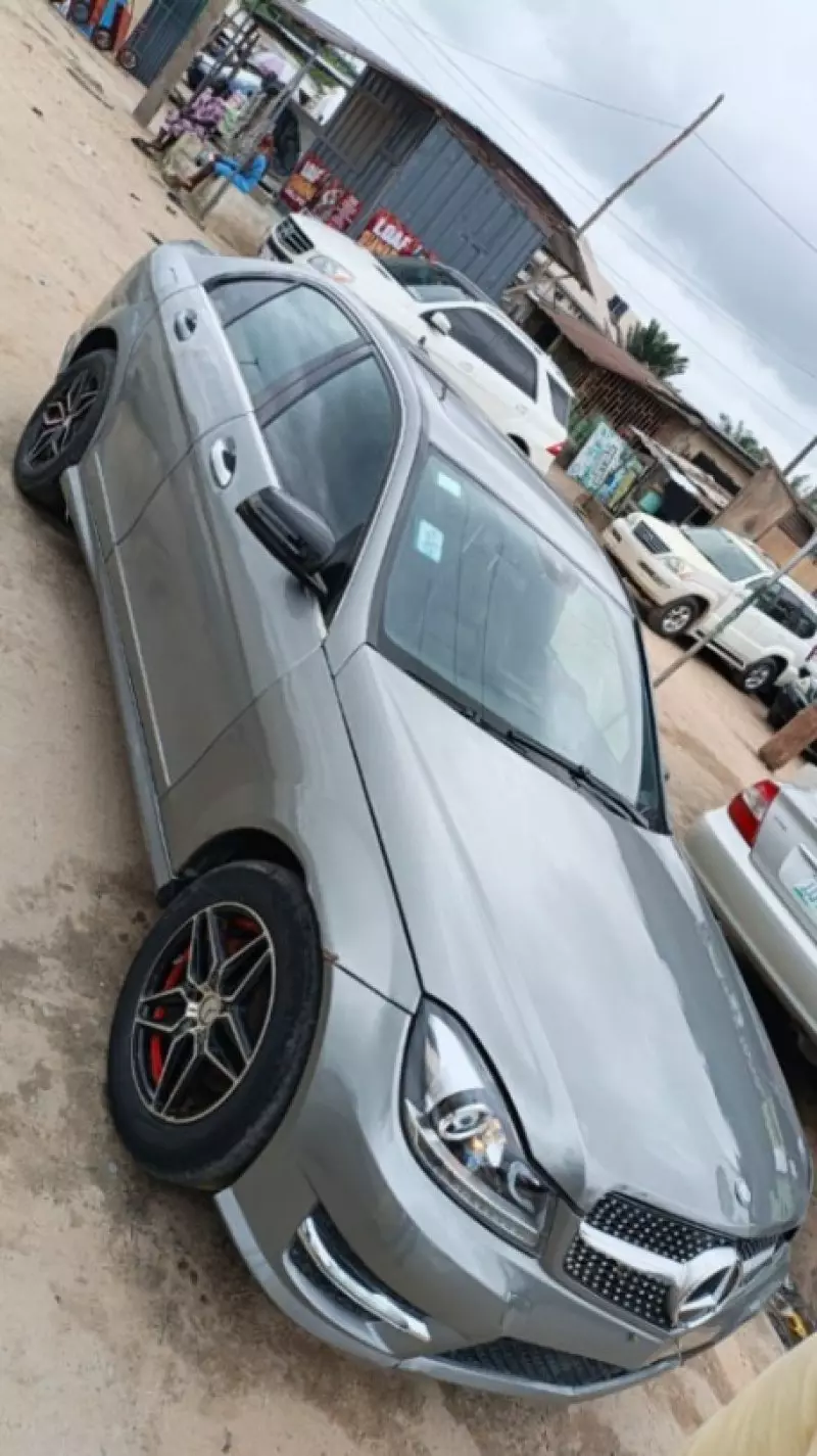 Mercedes-Benz C 300   - 2008