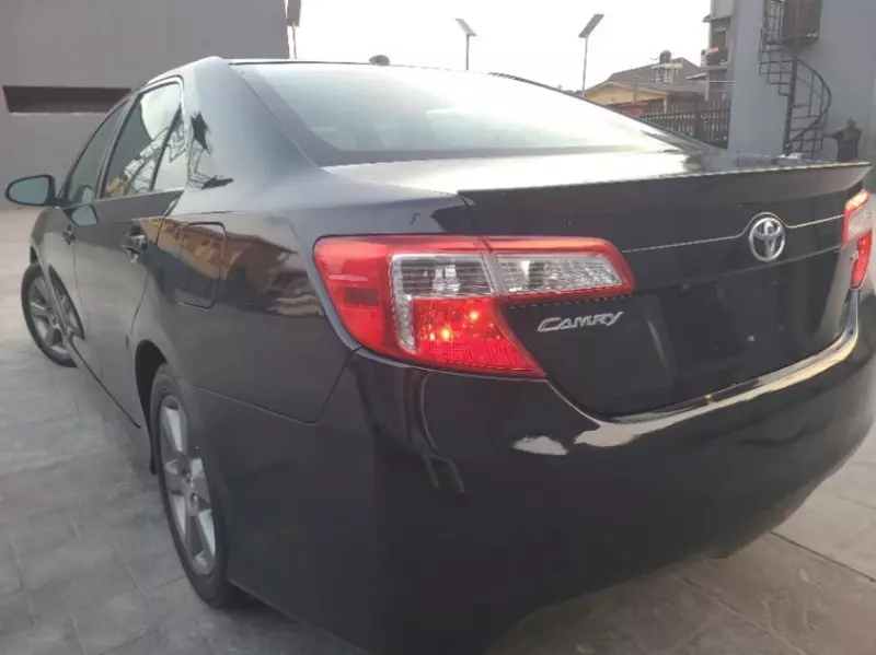 Toyota Camry - 2014