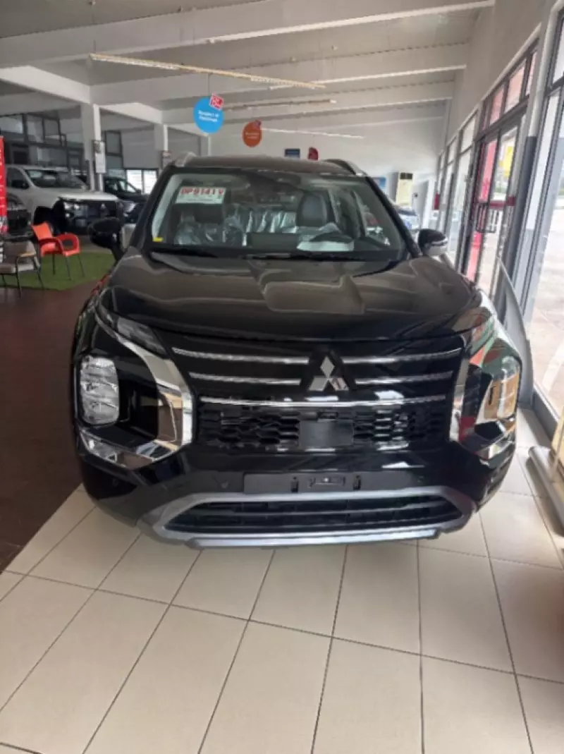Mitsubishi Outlander GLX   - 2026