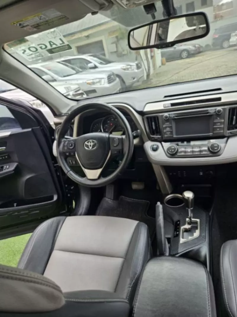 TOYOTA RAV 4   - 2013