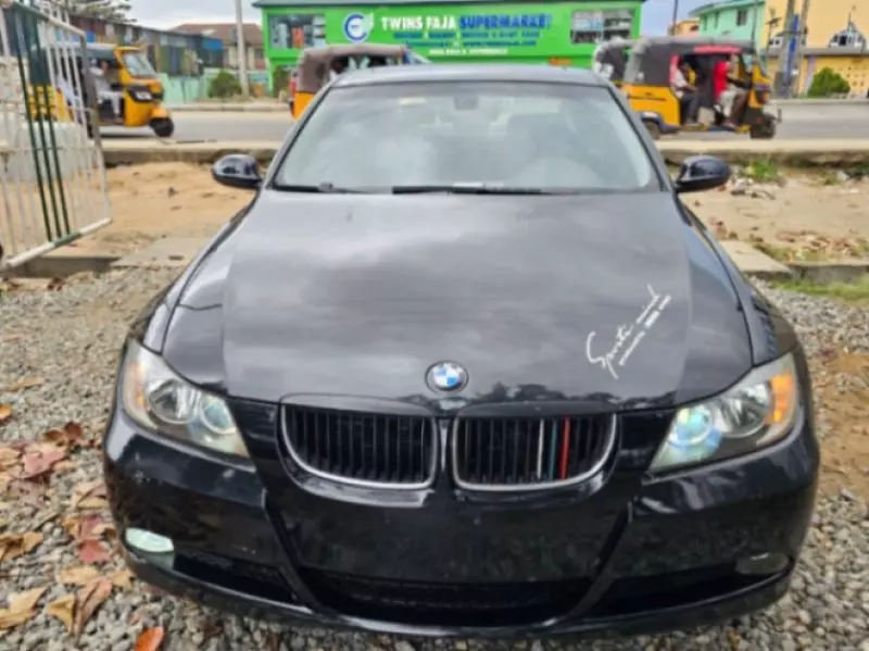 BMW 328i   - 2008